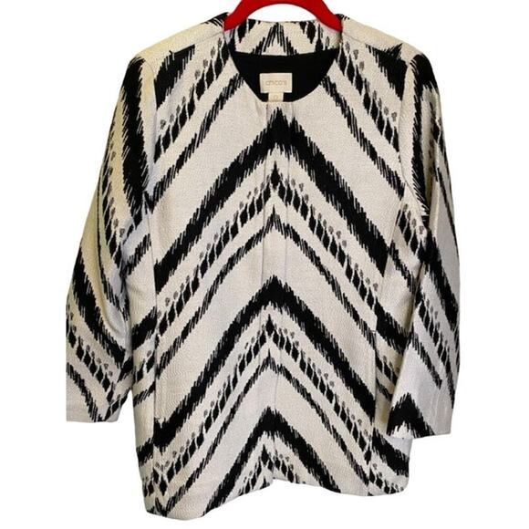 CHICO'S Zip-Front Collarless Jacket Black & White Chevron Stripe Size 0 Small - Picture 1 of 8